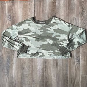Garage Long Sleeve Camouflage Crop Top!